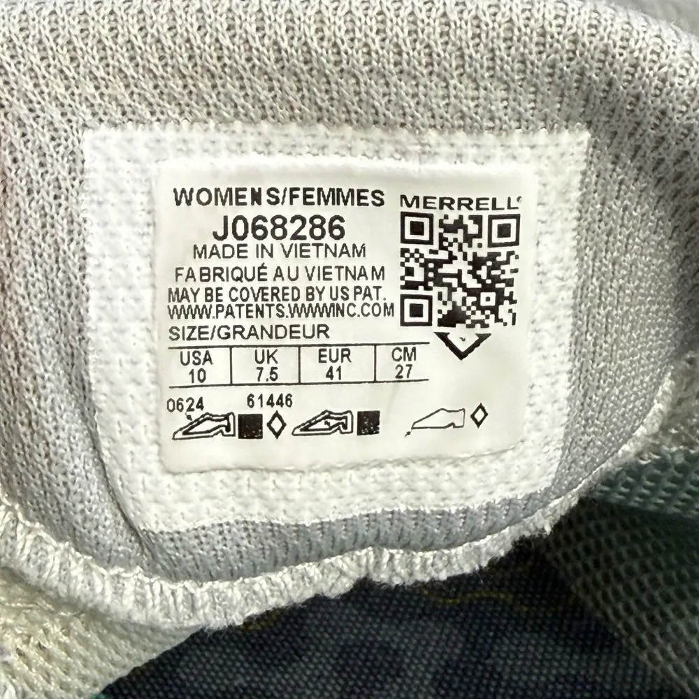 Merrell bootie please
